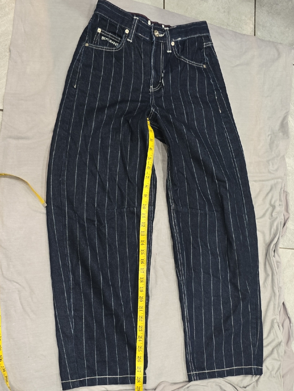 BGD Dark Blue Pinstripe Straight-Leg Jeans(rip At Fromt Near ZiPPER]